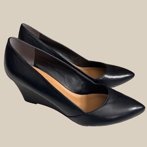 Franco Sarto Women’s Black Frankie Stacked Wedge Pumps Pointed Toe Heels SZ 9M